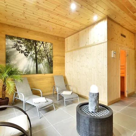 Walk Luxury With Pool * רוברטוויל